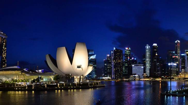 singapore city at night