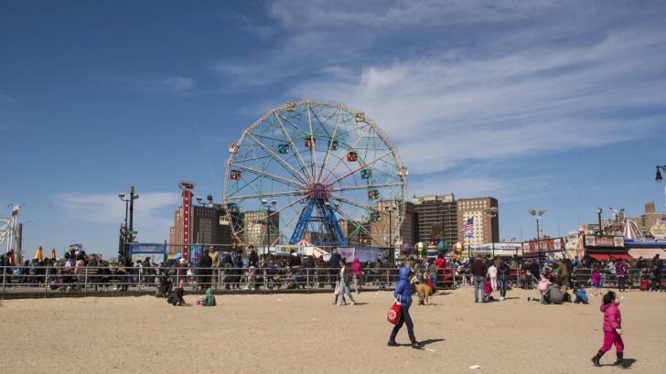 coney island ferris wheel in brooklyn