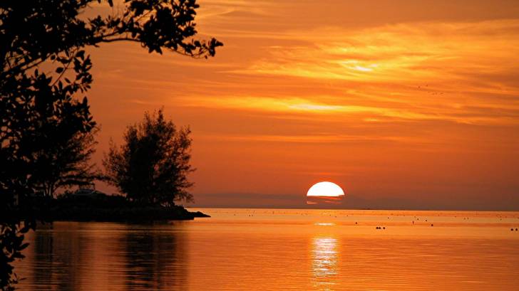 sun set over key west