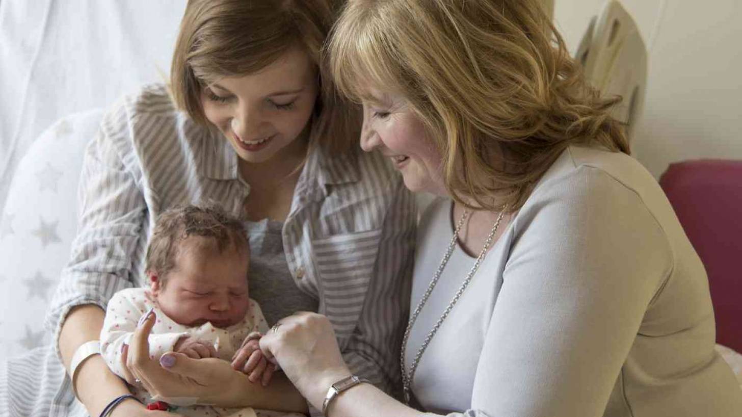 grandma, mom and baby