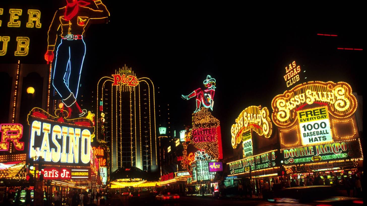 las vegas strip at night