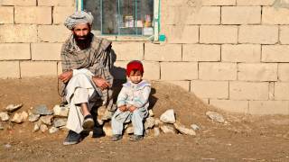 father and daughter in afghanistan