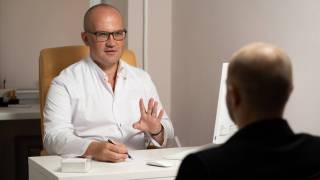 doctor talking to a patient